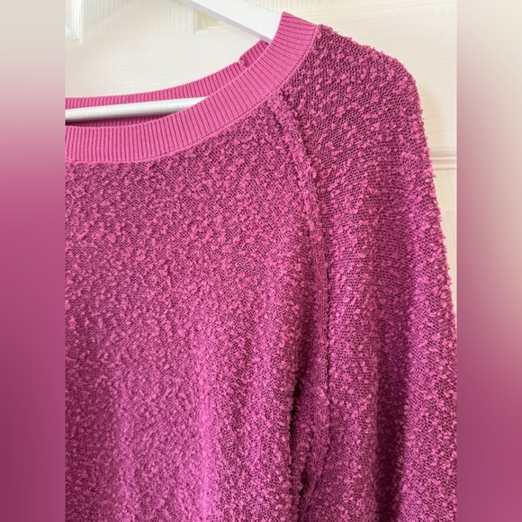 VICI Textured Fuchsia Bubble Sleeve Sweater Small Cozy Knit NWOT Fall Holiday - Picture 4 of 16